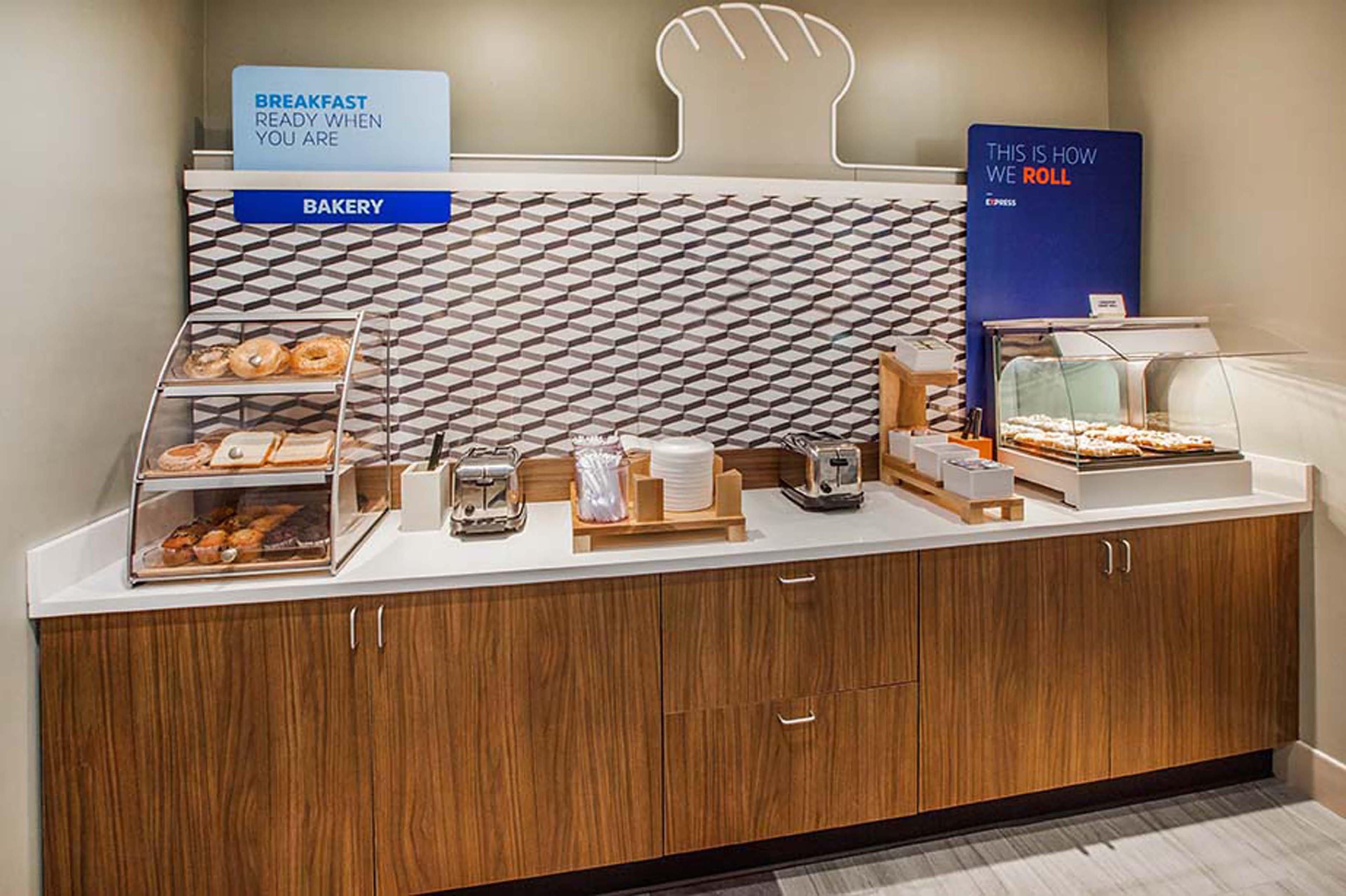 Holiday Inn Express & Suites Anaheim Resort Area By Ihg Extérieur photo