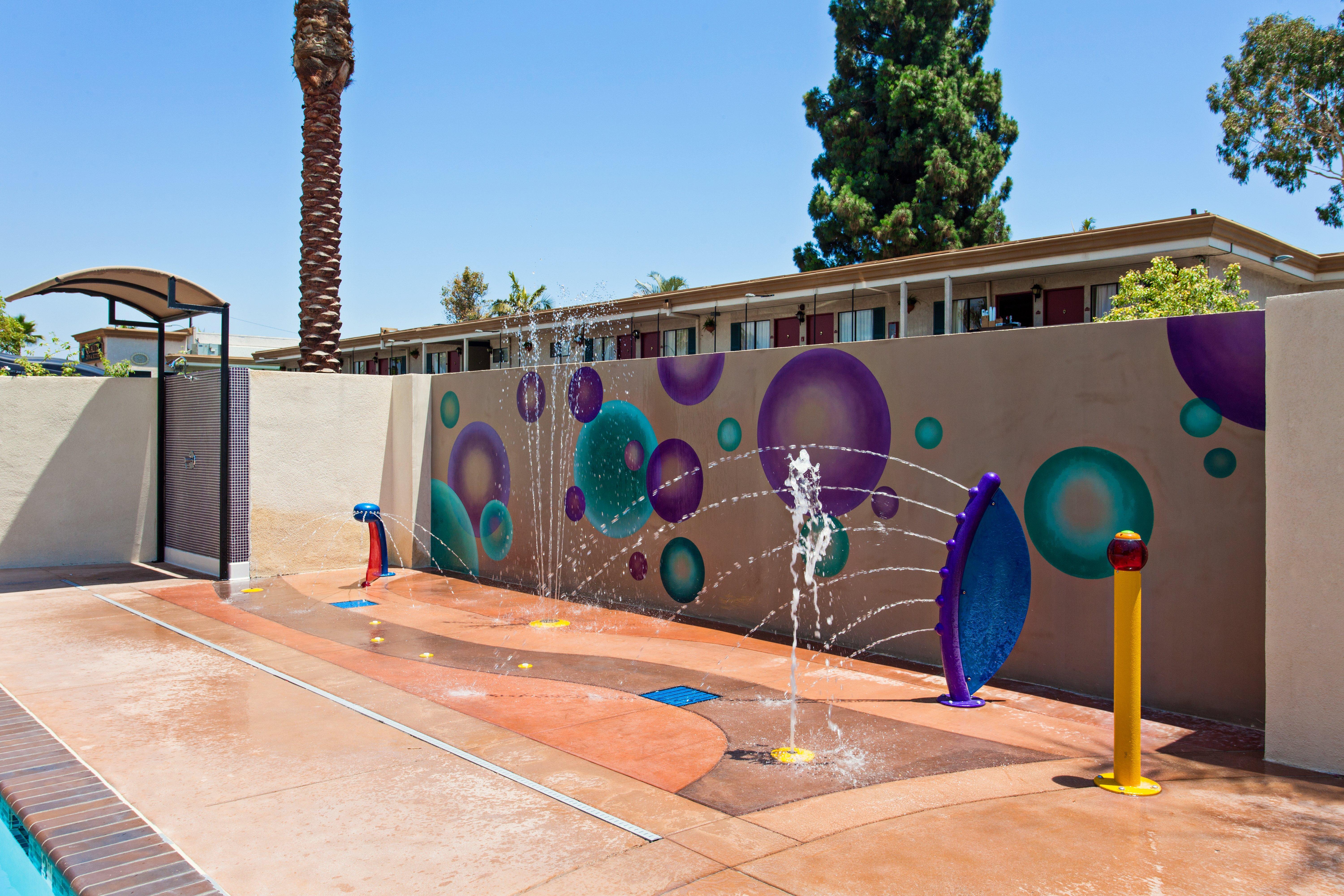 Holiday Inn Express & Suites Anaheim Resort Area By Ihg Extérieur photo