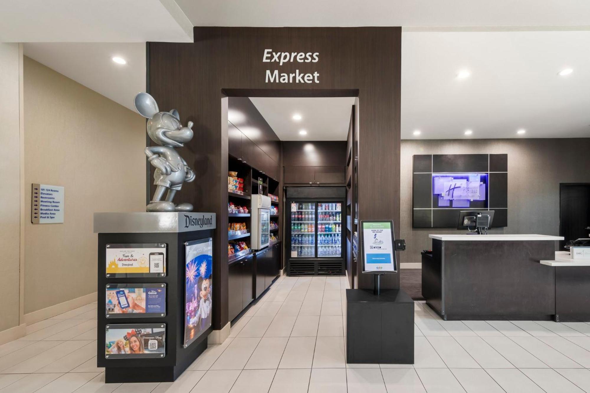 Holiday Inn Express & Suites Anaheim Resort Area By Ihg Extérieur photo